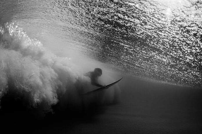 Foto ganadora Ocean Power Watersports Photography Awards - Mejor foto del año deportes de agua. Fotógrafo: Samuel Cárdenas (España)